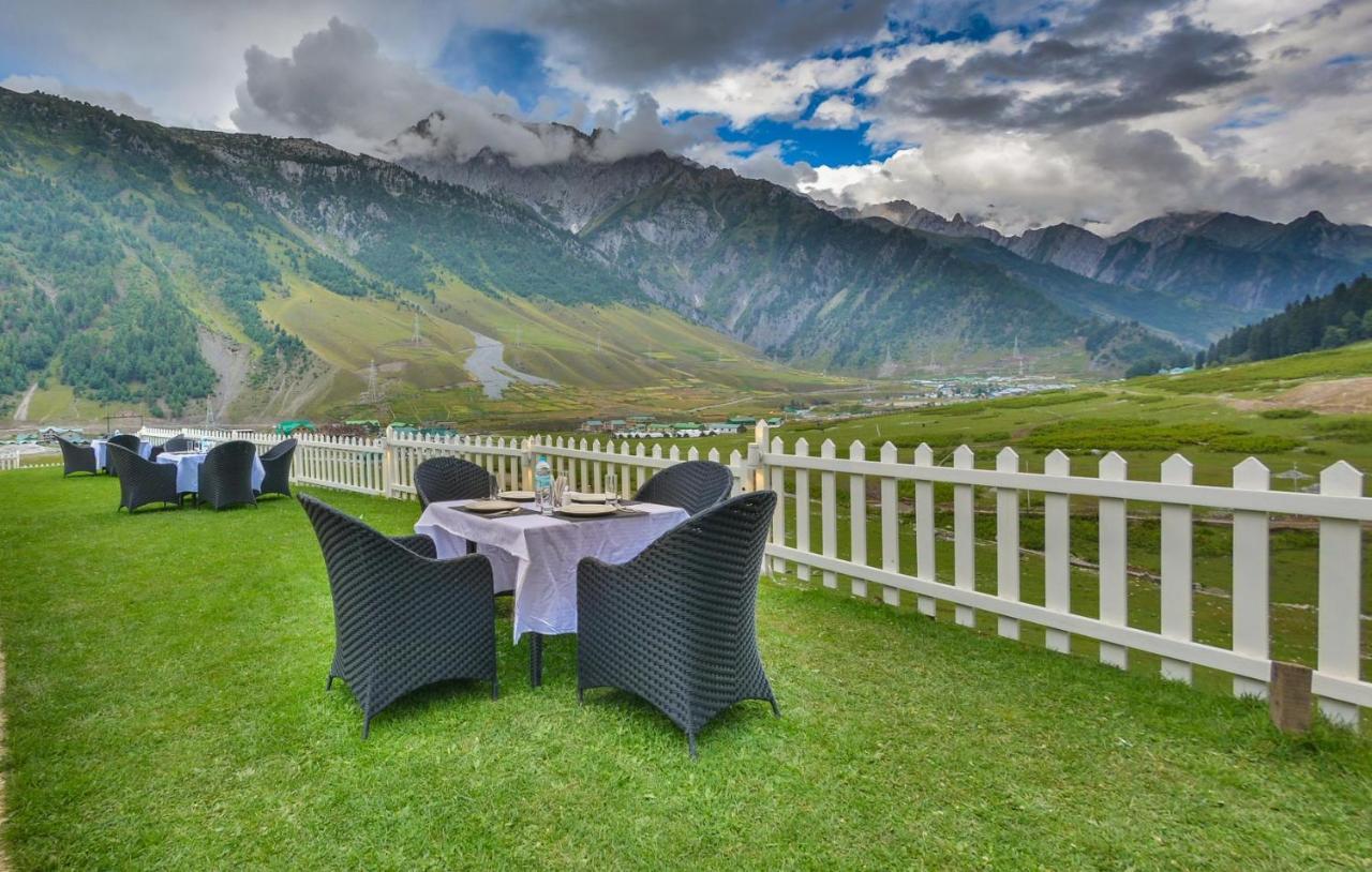 Hotel Village Walk Сонамарг Экстерьер фото